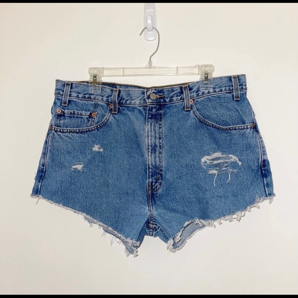 LEVI’S Denim Distressed Cut Off Jean Shorts XL